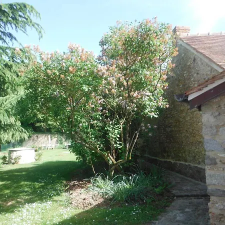 Casa de Férias Gites Les Chambres Du Haras Hargeville